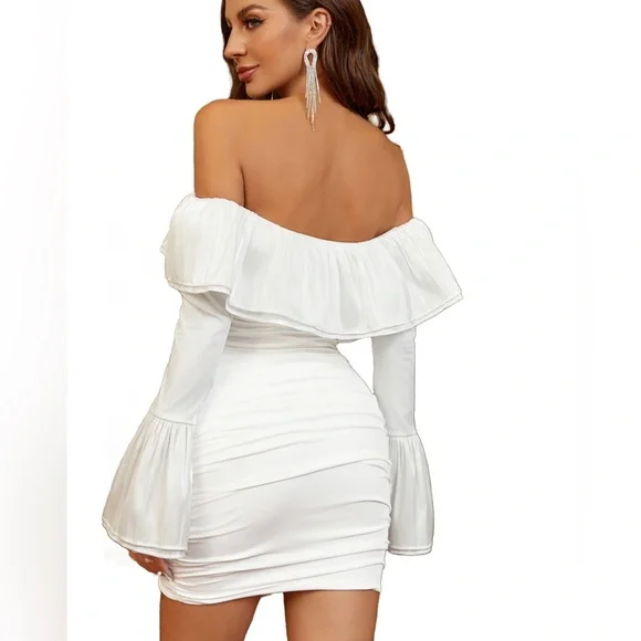 Parthea Bell Sleeve Off Shoulder Ruched Bodycon Dress - White Sz XS - Picture 3 of 4